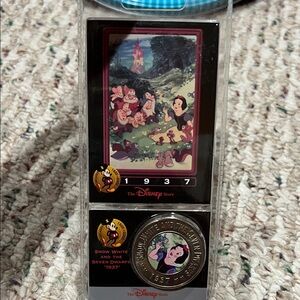 New Disney Snow White Collectible Card and Silver Coin